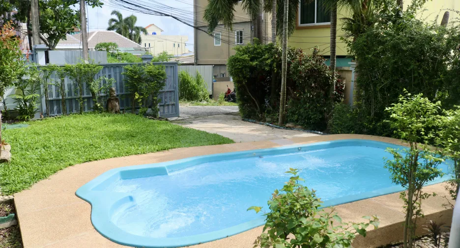 Villa zur Miete mit 2 Zimmer in Mueang Phuket, Phuket