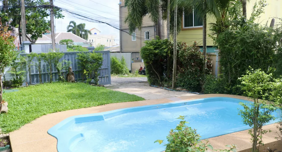 Villa zur Miete mit 2 Zimmer in Mueang Phuket, Phuket