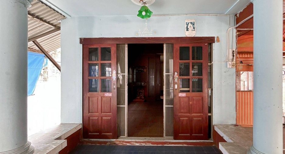 For sale 7 bedrooms townhouse in Hua Hin, Prachuap Khiri Khan