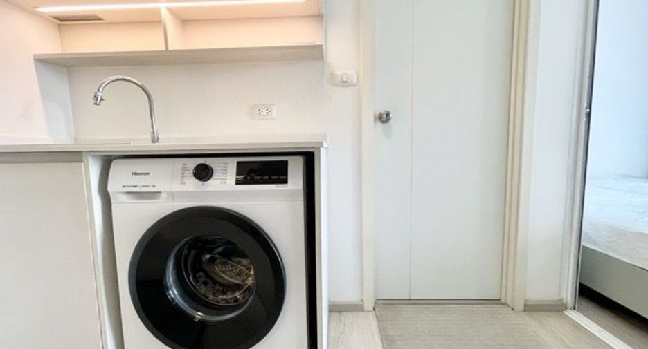 For sale 1 Beds condo in Huai Khwang, Bangkok