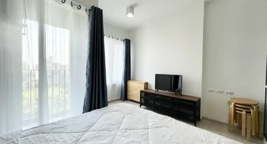 For sale 1 Beds condo in Huai Khwang, Bangkok