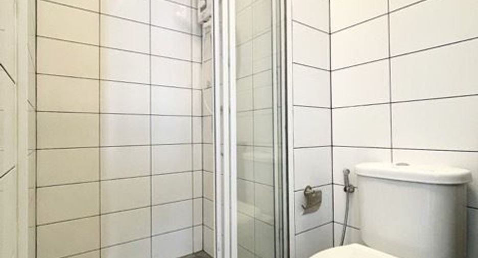 For sale 1 Beds condo in Huai Khwang, Bangkok