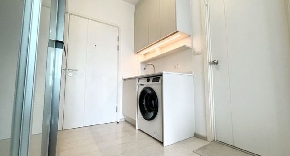 For sale 1 Beds condo in Huai Khwang, Bangkok