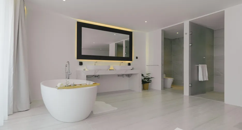 For rent 4 bedrooms villa in Mueang Phuket, Phuket