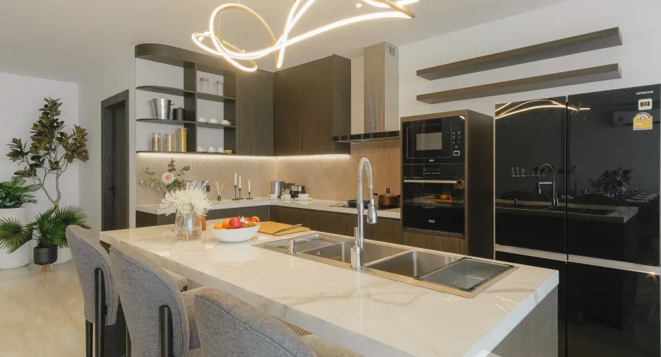 For rent 4 bedrooms villa in Mueang Phuket, Phuket
