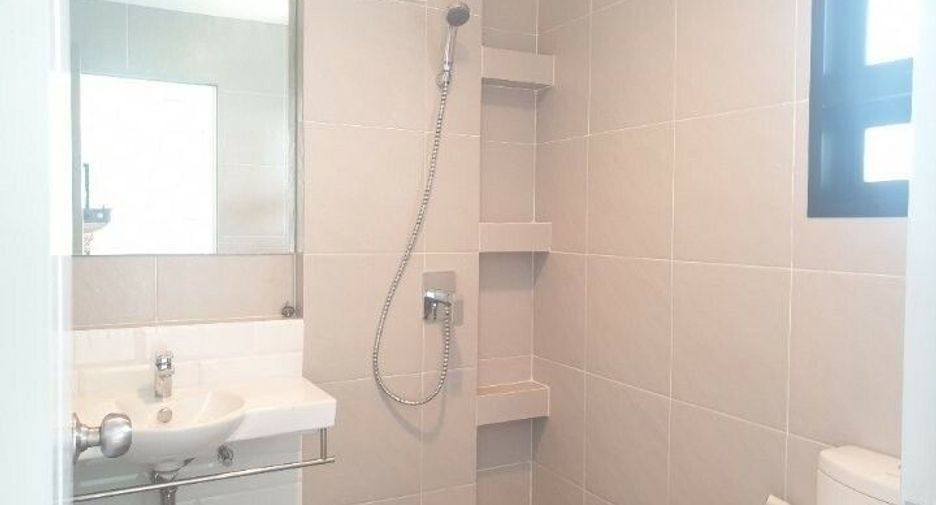 For sale 4 bedrooms house in Bang Khen, Bangkok