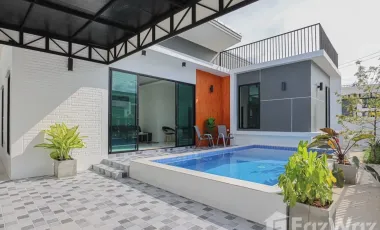 For sale 3 bedrooms villa in Hua Hin, Prachuap Khiri Khan