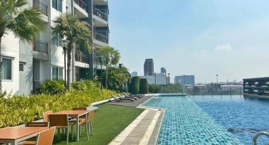 For sale and for rent 2 bedrooms condo in Watthana, Bangkok