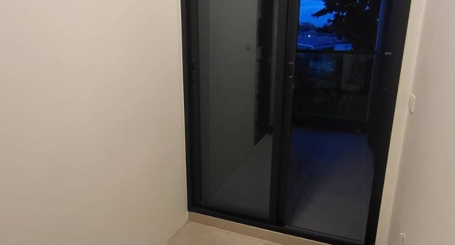 For sale 3 bedrooms townhouse in Lat Phrao, Bangkok