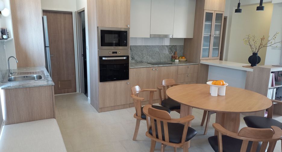 For sale 4 bedrooms house in Hua Hin, Prachuap Khiri Khan