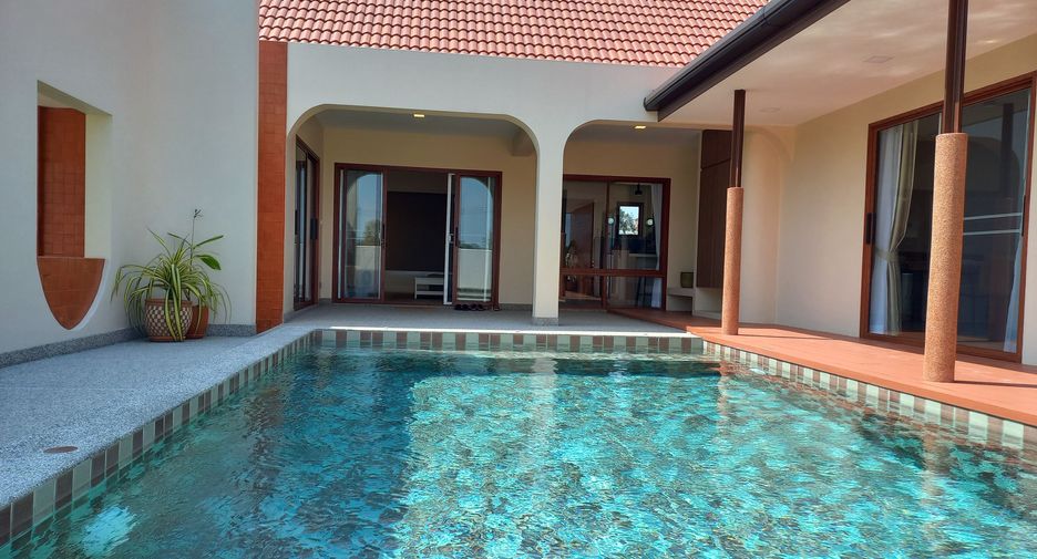 For sale 4 bedrooms house in Hua Hin, Prachuap Khiri Khan