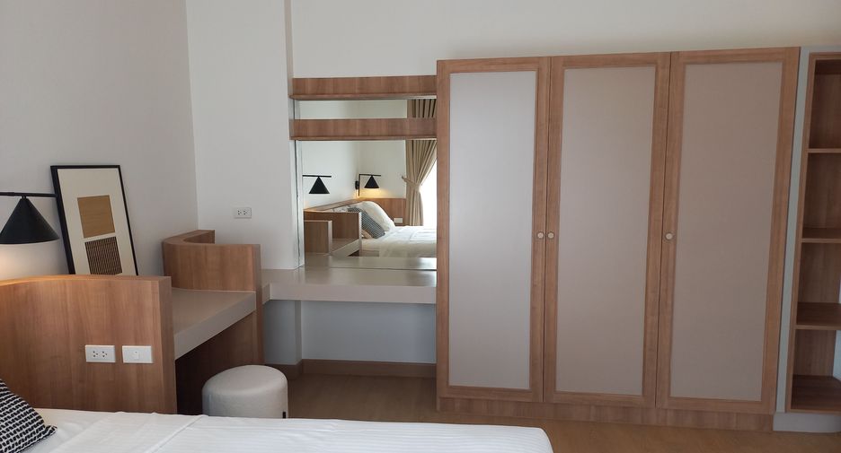 For sale 4 bedrooms house in Hua Hin, Prachuap Khiri Khan