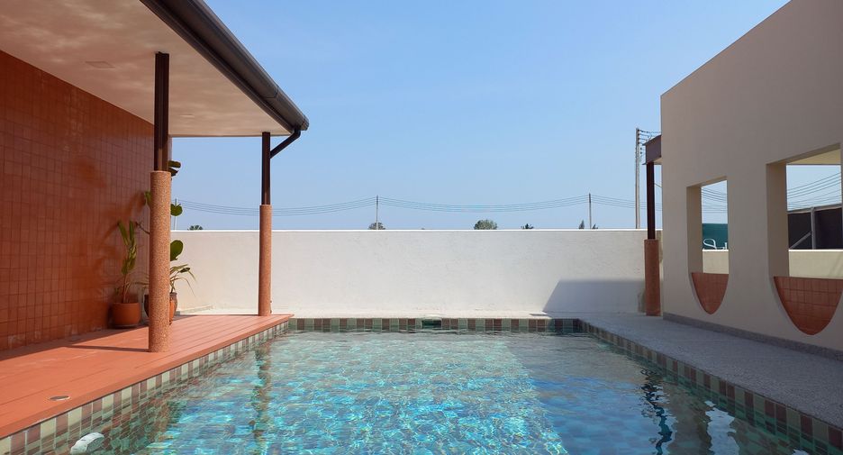 For sale 4 bedrooms house in Hua Hin, Prachuap Khiri Khan