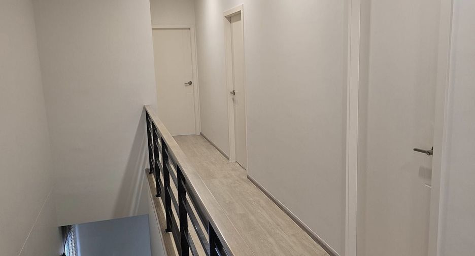 出售 4 卧室 独立屋 在 Bang Phli, Samut Prakan