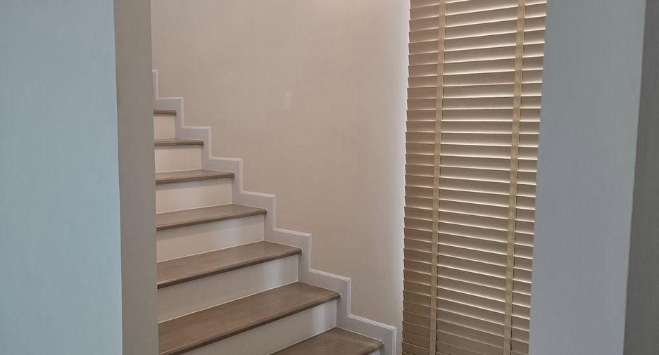 出售 4 卧室 独立屋 在 Bang Phli, Samut Prakan