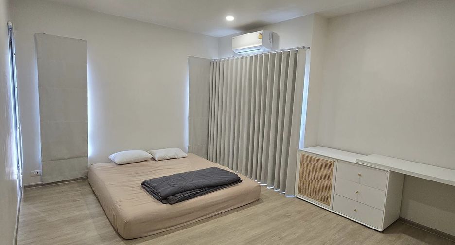 出售 4 卧室 独立屋 在 Bang Phli, Samut Prakan
