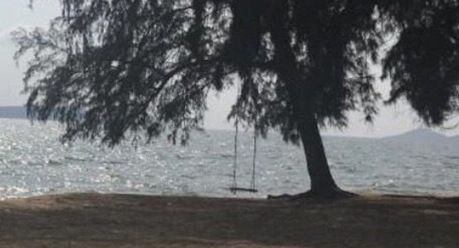 For rent 4 bedrooms townhouse in Klaeng, Rayong