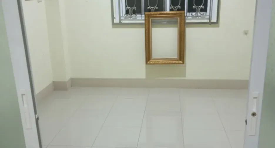 For sale 3 bedrooms house in Mueang Nakhon Phanom, Nakhon Phanom