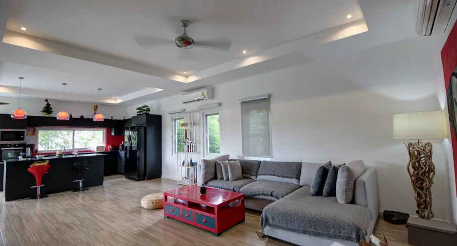 For sale 4 bedrooms villa in Hua Hin, Prachuap Khiri Khan