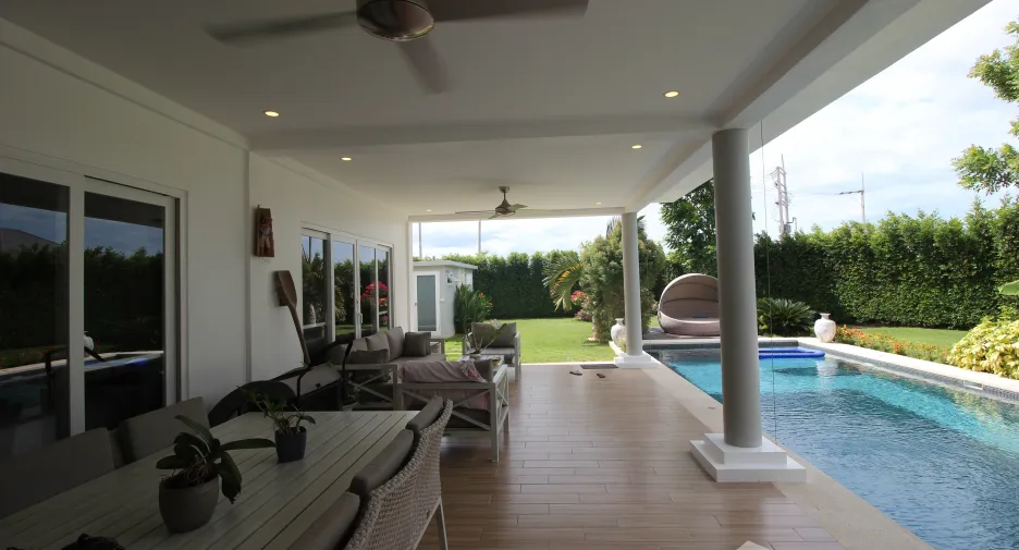 For sale 4 bedrooms villa in Hua Hin, Prachuap Khiri Khan