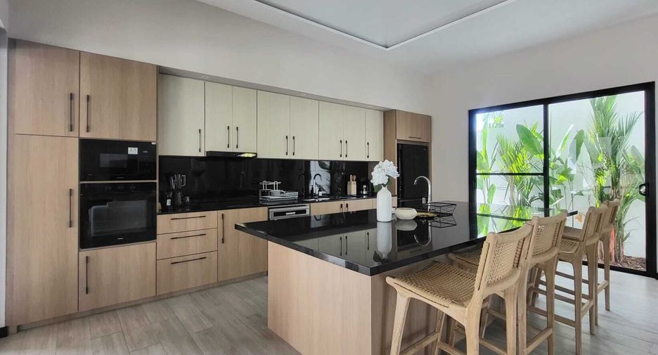 Villa zum Kauf mit 4 Zimmer in Mueang Phuket, Phuket