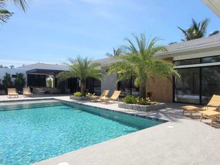 Villa zum Kauf mit 4 Zimmer in Mueang Phuket, Phuket