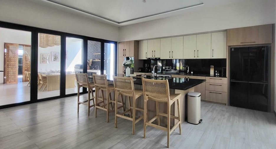 Villa zum Kauf mit 4 Zimmer in Mueang Phuket, Phuket