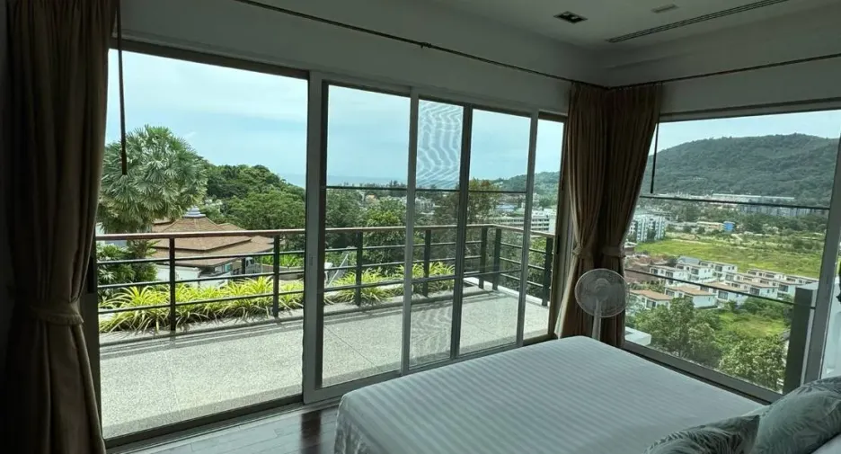 Villa en alquiler de 3 habitaciones en Kathu, Phuket