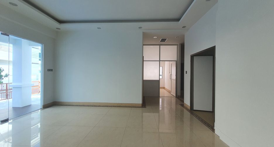 For sale office in Lat Krabang, Bangkok