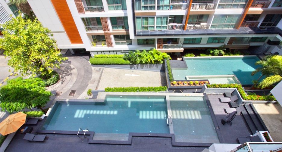 For rent 3 bedrooms condo in Bang Lamung, Chonburi