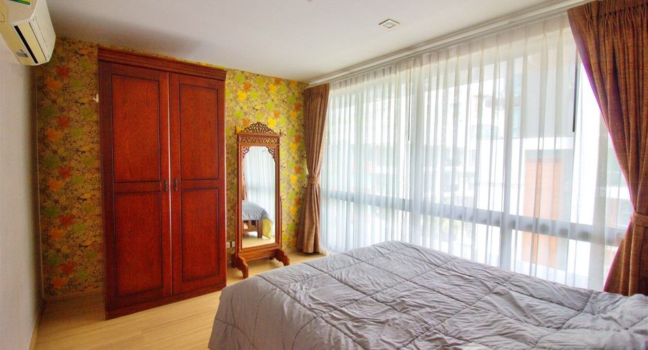 For rent 3 bedrooms condo in Bang Lamung, Chonburi