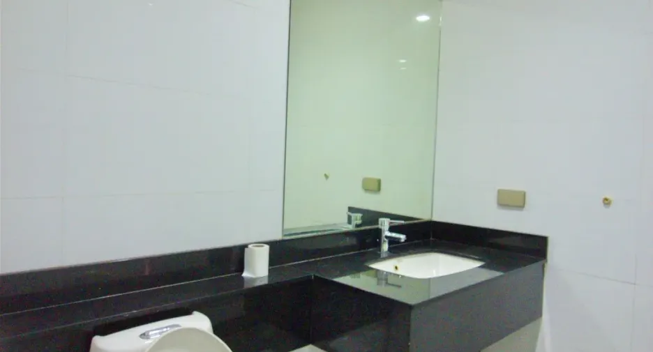 For rent 3 bedrooms condo in Bang Lamung, Chonburi