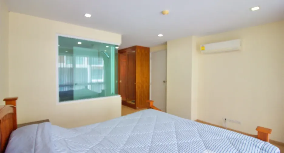 For rent 3 bedrooms condo in Bang Lamung, Chonburi