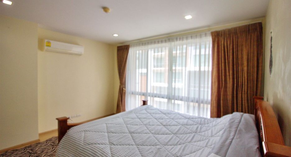 For rent 3 bedrooms condo in Bang Lamung, Chonburi