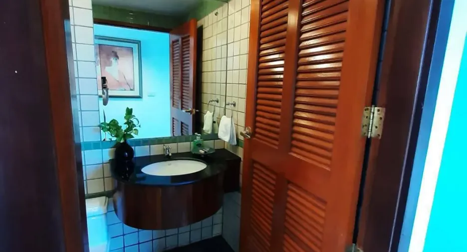 For sale 4 bedrooms villa in Mueang Phuket, Phuket
