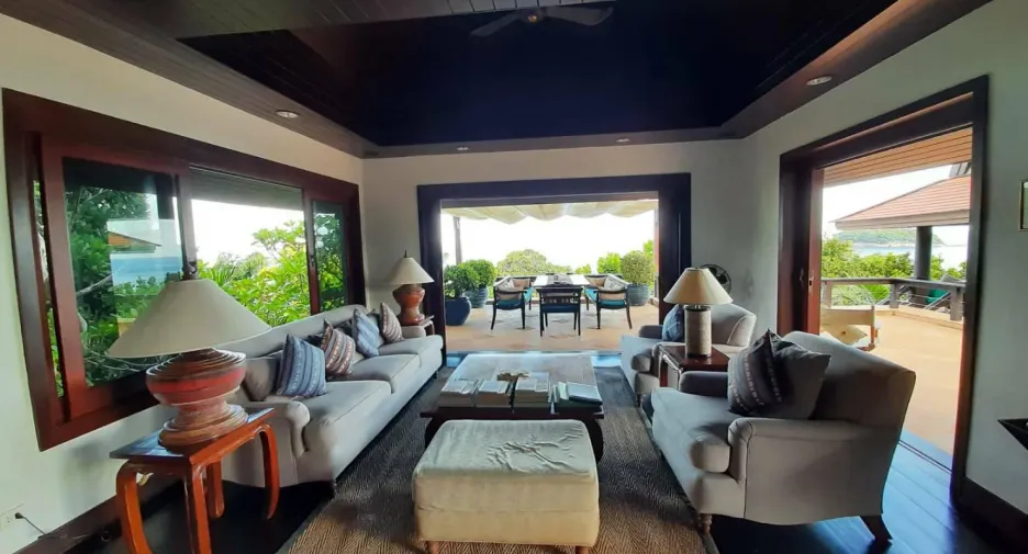 For sale 4 bedrooms villa in Mueang Phuket, Phuket