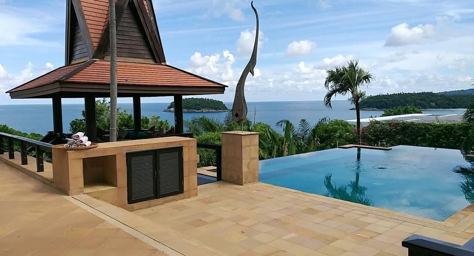 For sale 4 bedrooms villa in Mueang Phuket, Phuket