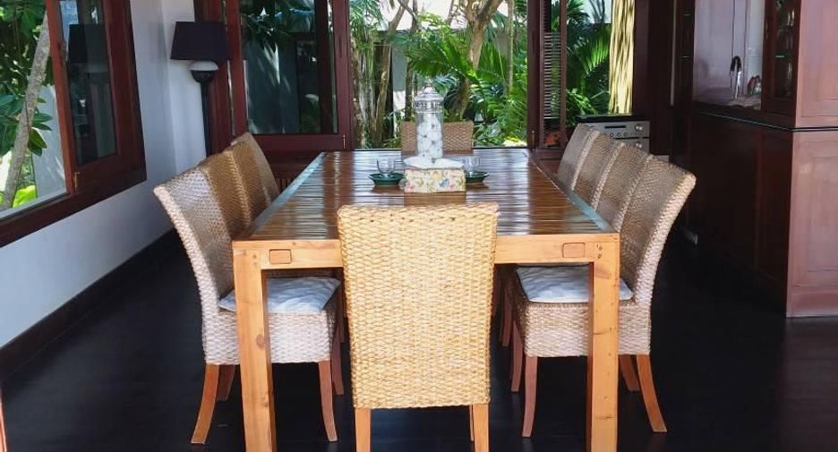 For sale 4 bedrooms villa in Mueang Phuket, Phuket