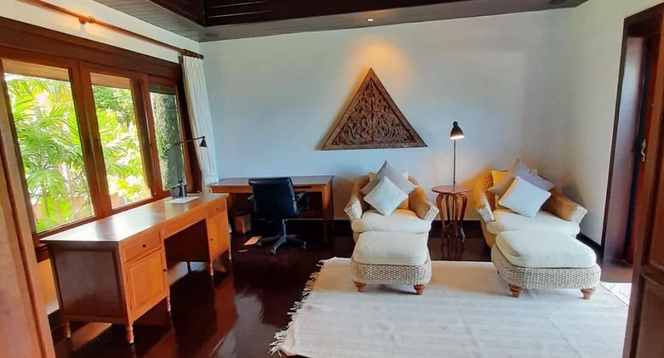 For sale 4 bedrooms villa in Mueang Phuket, Phuket