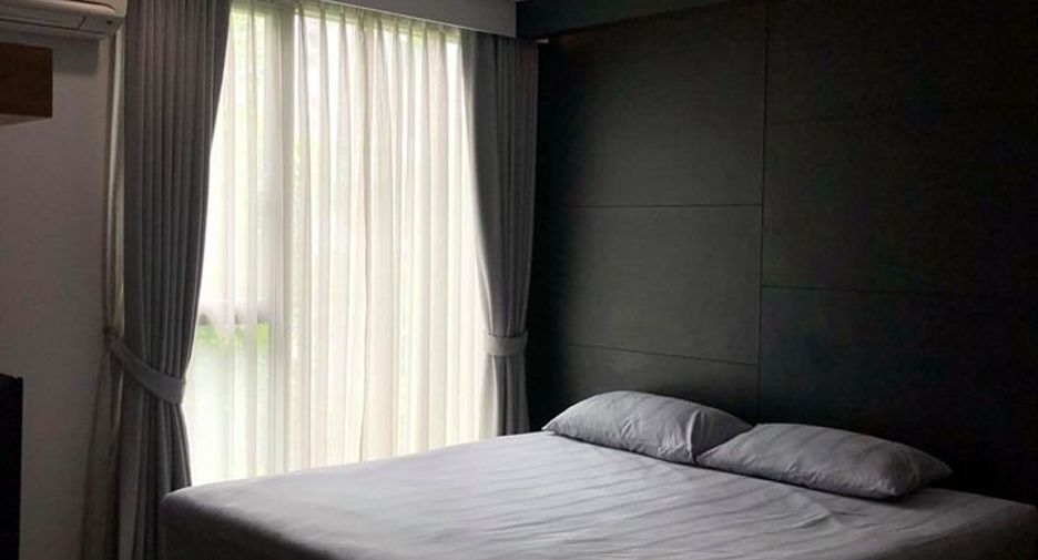 À vendre 2 chambres condo à Phra Khanong, Bangkok