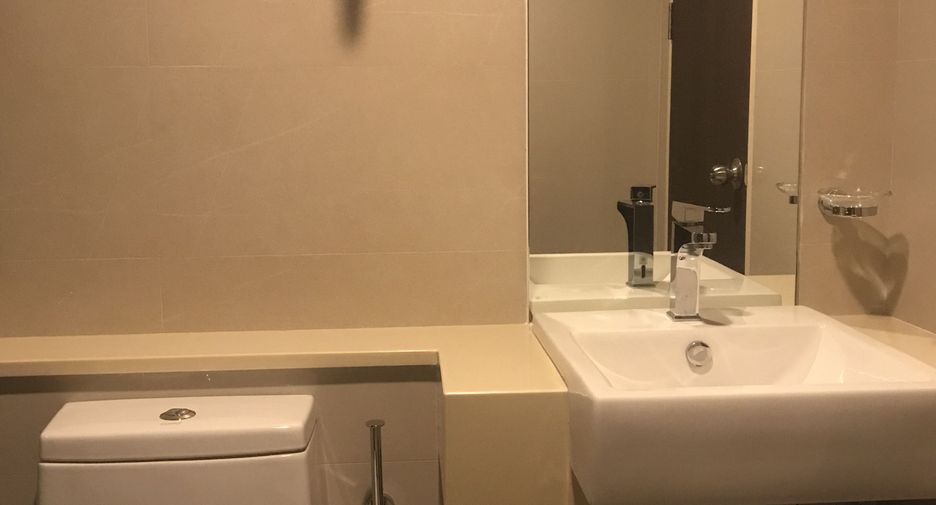 For sale 1 bed condo in Phaya Thai, Bangkok