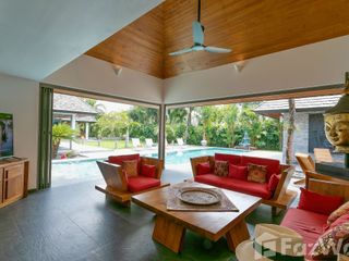 À vendre 4 chambres villa à Thalang, Phuket