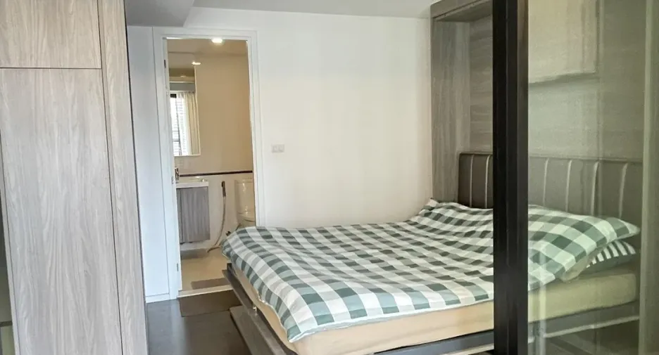 À vendre 1 chambre condo à Khlong Toei, Bangkok