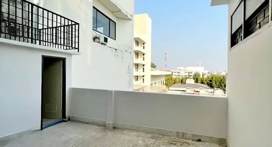 For sale 5 bedrooms townhouse in Mueang Khon Kaen, Khon Kaen