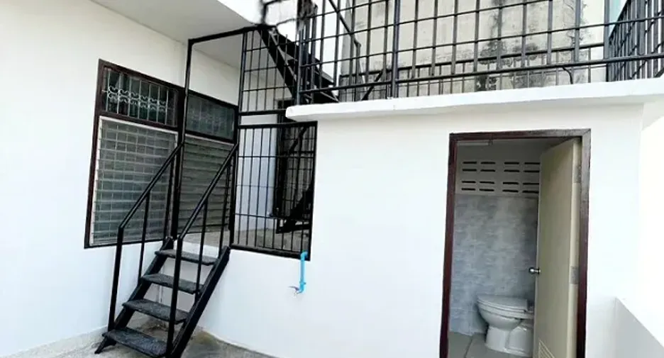 For sale 5 bedrooms townhouse in Mueang Khon Kaen, Khon Kaen