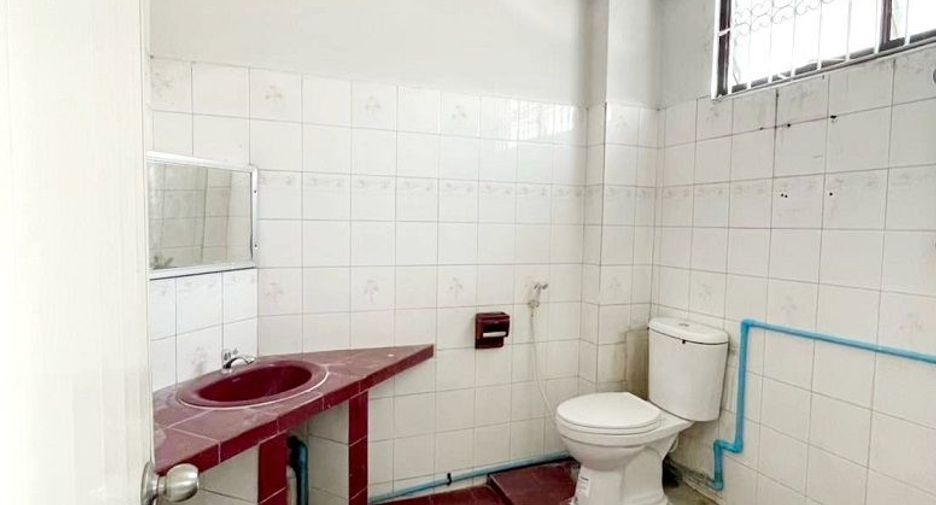 For sale 5 bedrooms townhouse in Mueang Khon Kaen, Khon Kaen