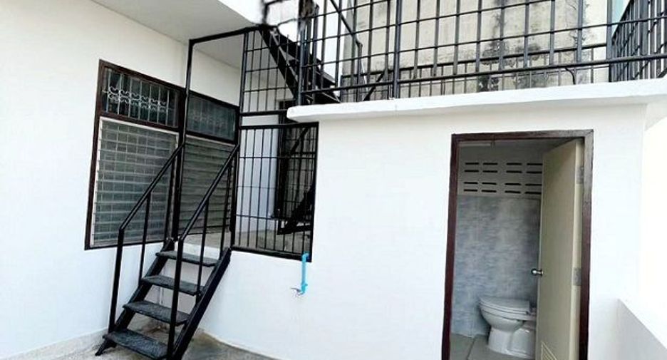 For sale 5 bedrooms townhouse in Mueang Khon Kaen, Khon Kaen