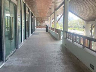 Oficina en venta y en alquiler de 3 habitaciones en Thalang, Phuket