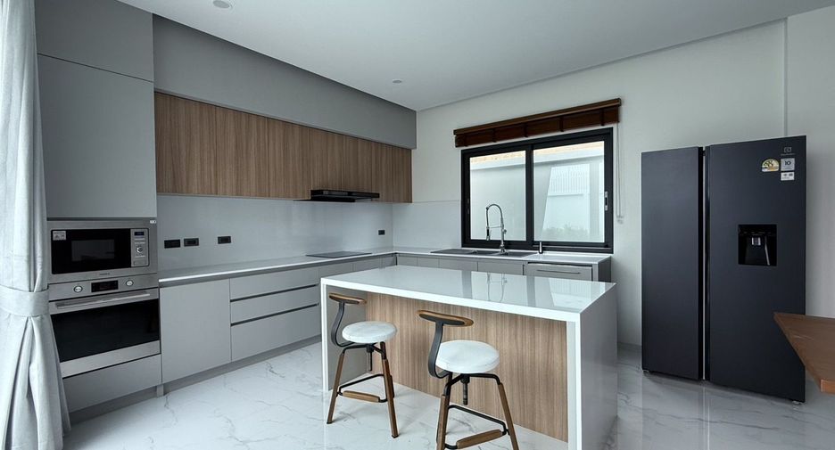 For sale 5 ベッドルーム villa in Mueang Phuket, Phuket