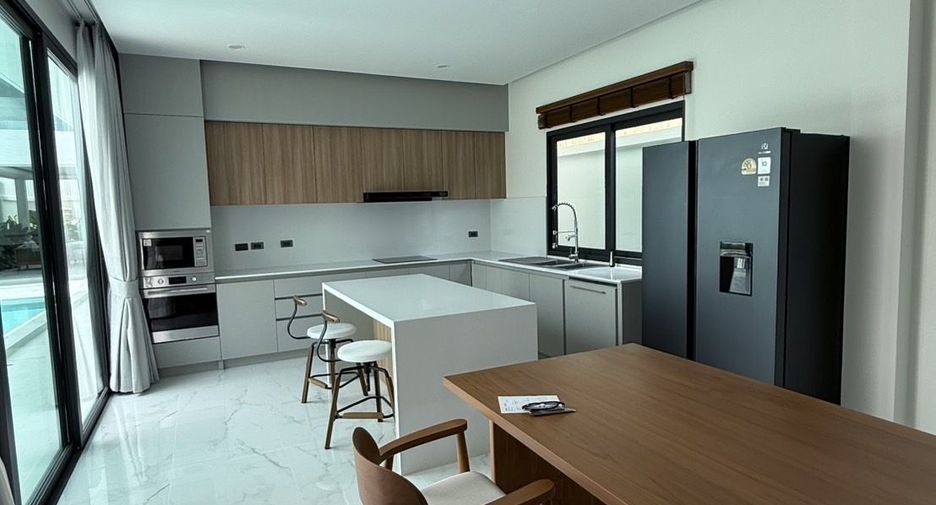 Villa en venta de 5 habitaciones en Mueang Phuket, Phuket